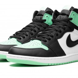 Nike Air Jordan 1 Retro High Mens OG Green Glow DZ5485-130 Shoes