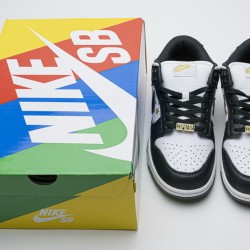 Supreme x Nike SB Dunk Low "Black Stars" Black White DH3228-102