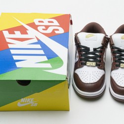 Supreme x Nike SB Dunk Low "Brown Stars" Brown White DH3228-103